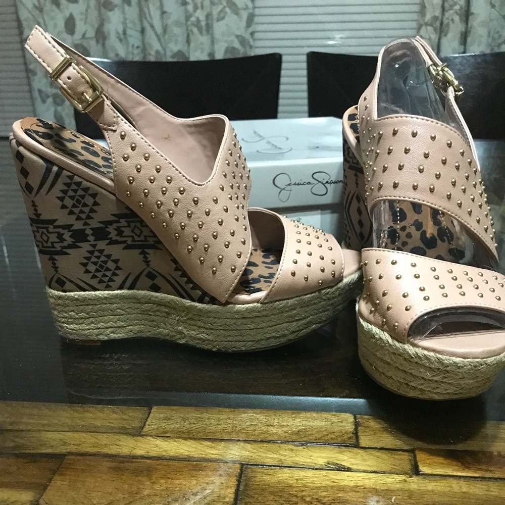 Shoes - Picture 3 of 5